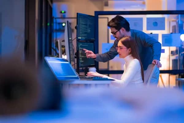 JavaScript Developer Graz finden – erfahrene Webentwickler für Ihr Team